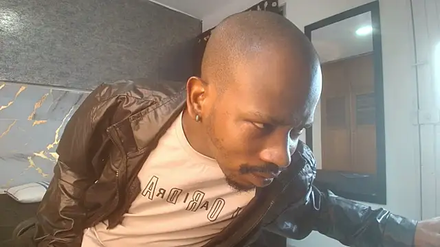 muller asher online show from November 2025 04:56:02 AM