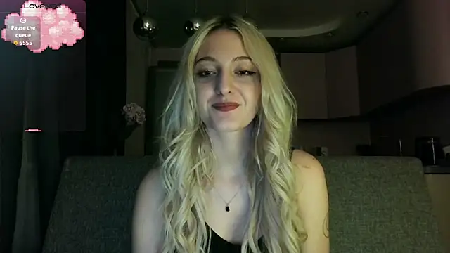 white liillyy online show from September 2025 08:19:01 PM