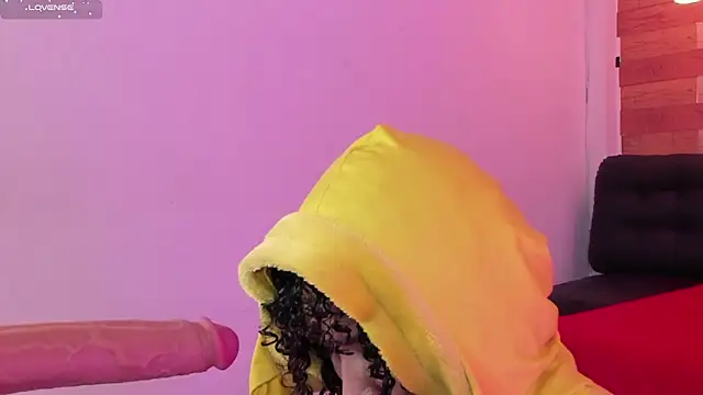 Snapshot of Emily_brown04 chatting on January 2026 12:54:01 PM Emily brown04 online show from January 2026 12:54:01 PM