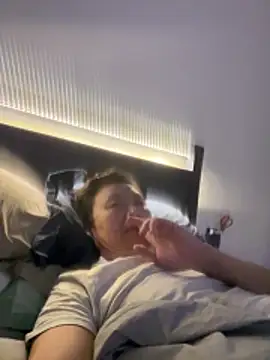 tashaninlife online show from December 2025 04:18:02 AM