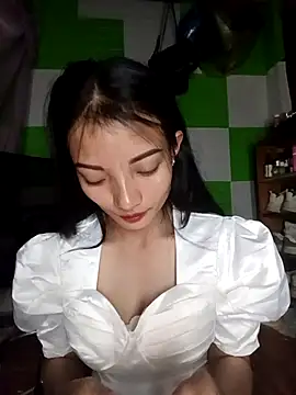 tdtd98 online show from October 2025 03:45:01 PM