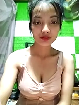 tdtd98 online show from October 2025 05:28:01 PM