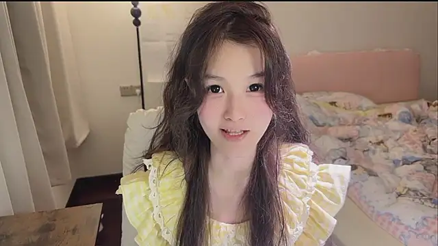 FuFu-puff online show from November 2025 04:09:02 PM