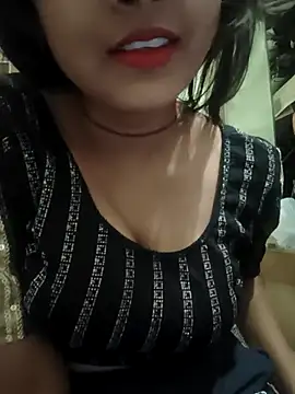 RAYI Queen 2 online show from November 2025 04:34:01 AM