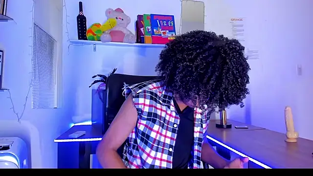 DEAMOL online show from November 2025 06:41:02 PM