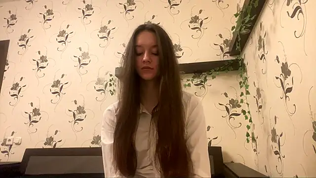 Snapshot of AshleyEady chatting on October 2025 09:26:01 PM AshleyEady online show from October 2025 09:26:01 PM