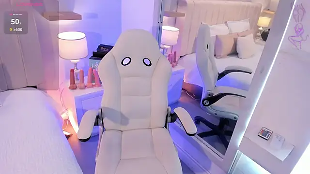 manyaa  online show from April 2026 07:41:01 PM