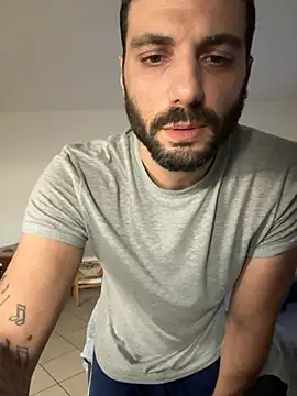 Simon-xx online show from July 2026 01:07:01 AM