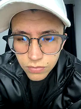 Kurtxxx22 online show from November 2025 03:50:02 AM