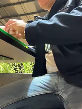 Kurtxxx22 online show from February 2026 11:45:01 PM