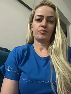 Alerquinasc online show from October 2025 11:24:02 PM