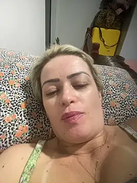 Alerquinasc online show from December 2025 09:46:02 PM