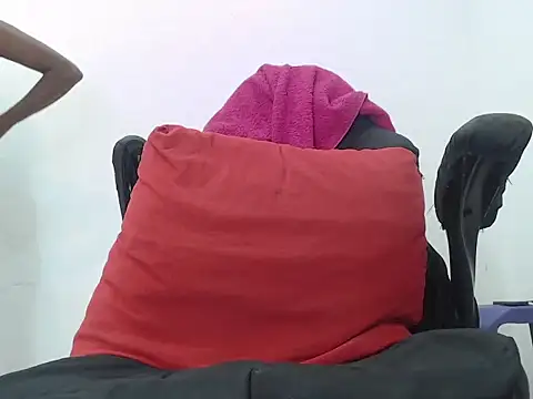 Snapshot of JackyHotBlack chatting on December 2025 07:12:02 PM JackyHotBlack online show from December 2025 07:12:02 PM