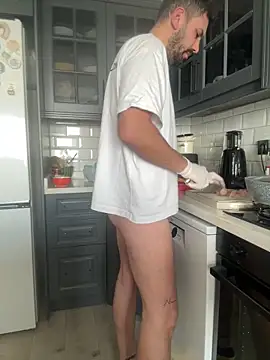 mooting01 online show from April 2026 02:50:01 PM