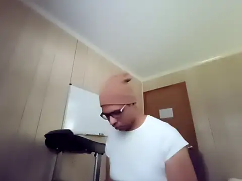 NaturalBeautyQueen online show from September 2025 01:38:02 PM