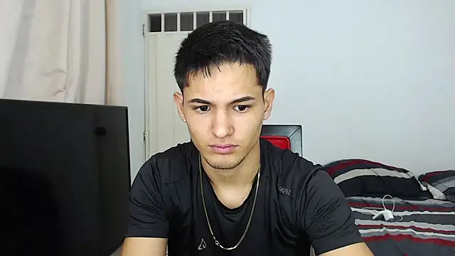 Alex mojica online show from November 2025 02:06:02 PM