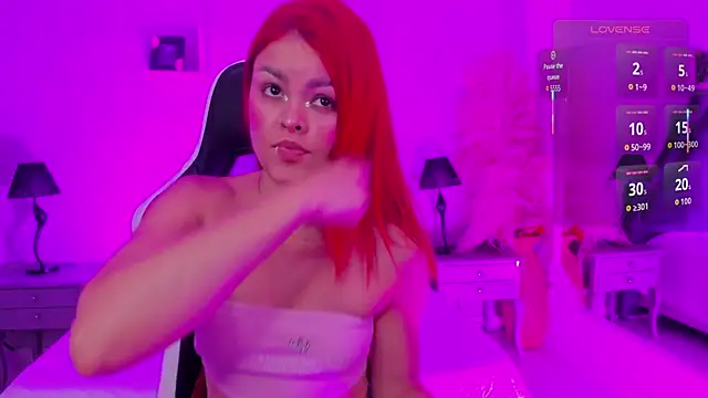 NahomiRichards  online show from May 2026 04:52:01 AM