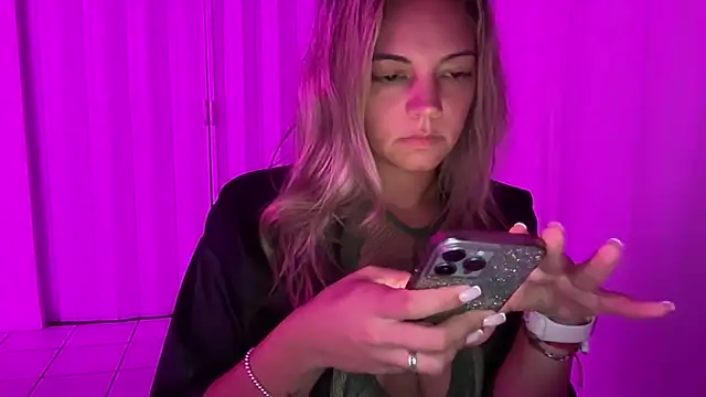 Snapshot of prettyykitty22 chatting on October 2025 02:54:02 AM prettyykitty22 online show from October 2025 02:54:02 AM