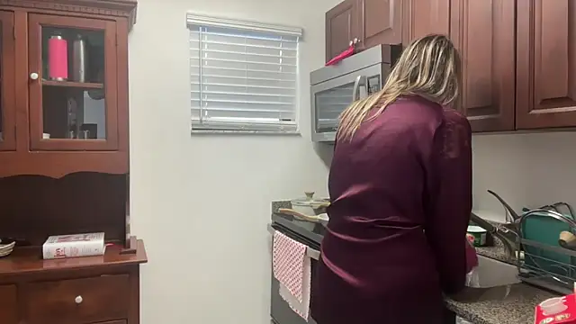 prettyykitty22 online show from February 2026 03:59:01 PM