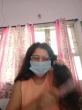 Snapshot of thanusi_2 chatting on June 2026 05:30:01 AM thanusi 2 online show from June 2026 05:30:01 AM