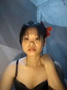 LinhNa999 online show from October 2025 01:25:01 AM