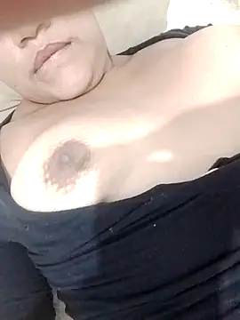 Manugata085 online show from April 2026 09:42:02 PM