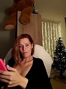 Snapshot of Mila_Luciphya chatting on November 2025 09:48:02 PM Mila Luciphya online show from November 2025 09:48:02 PM