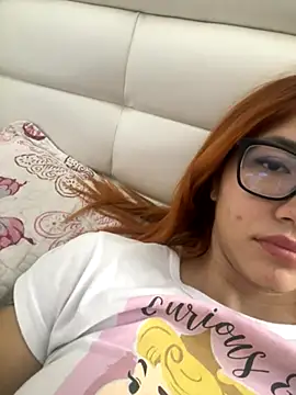 Snapshot of AmeliaRossi_ chatting on September 2025 07:12:02 AM AmeliaRossi  online show from September 2025 07:12:02 AM