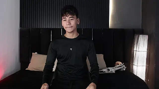 Dominic ghost online show from October 2025 10:06:02 PM