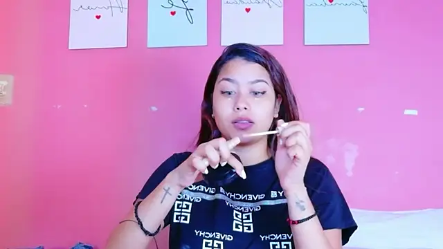 little beillis online show from November 2025 01:13:01 PM