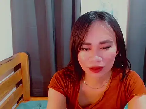 ursweet yummy online show from November 2025 04:22:01 PM