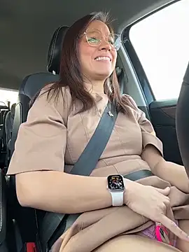 Mrs MrLove online show from December 2025 06:49:02 PM