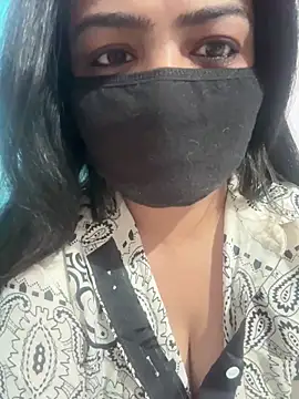 Snapshot of Theindian_Barbie chatting on December 2025 08:09:01 AM Theindian Barbie online show from December 2025 08:09:01 AM