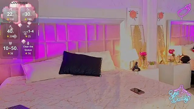 AlanaOdison online show from April 2026 07:36:01 PM