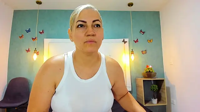 Heidy milf online show from September 2025 08:02:01 PM