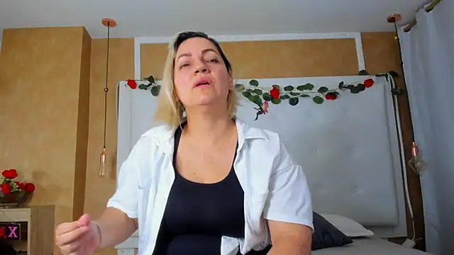 Heidy milf online show from March 2026 06:46:01 PM