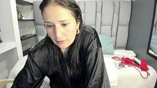 Snapshot of Barbara_fox__ chatting on July 2026 12:13:01 AM Barbara fox online show from July 2026 12:13:01 AM