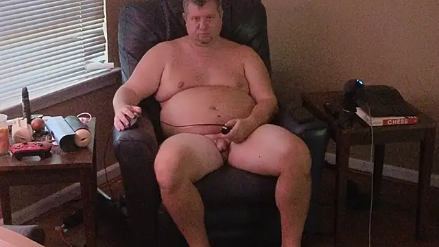 Snapshot of Single_White_Male chatting on September 2025 08:35:01 PM Single White Male online show from September 2025 08:35:01 PM