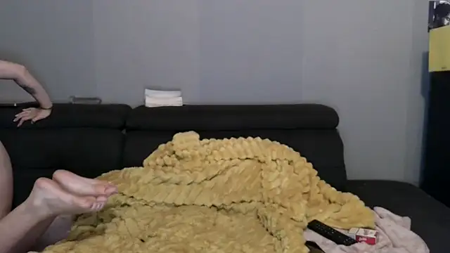 asherastardust online show from November 2025 01:05:01 AM