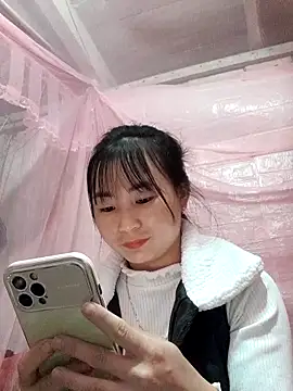 Sunyinn online show from March 2026 03:32:01 AM