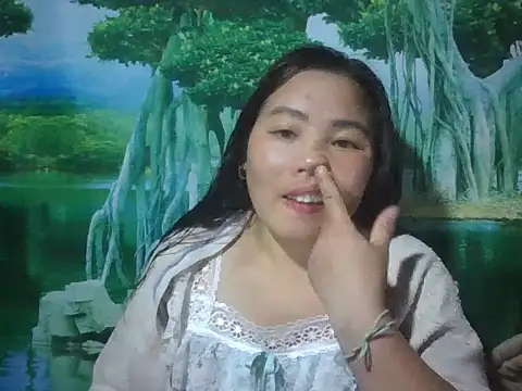 Snapshot of PhamPhung chatting on September 2025 01:11:02 PM PhamPhung online show from September 2025 01:11:02 PM