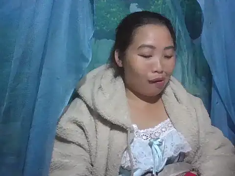 Snapshot of PhamPhung chatting on September 2025 11:58:01 AM PhamPhung online show from September 2025 11:58:01 AM