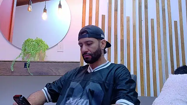 yorbymaxx online show from March 2026 02:02:02 PM