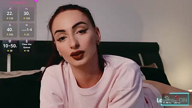 AuraPure online show from November 2025 10:23:01 PM