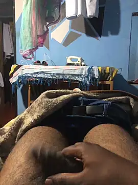 Snapshot of m11a2f3a4z5 chatting on April 2026 05:21:02 PM m11a2f3a4z5 online show from April 2026 05:21:02 PM