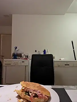 spaccaa online show from April 2026 06:48:02 PM