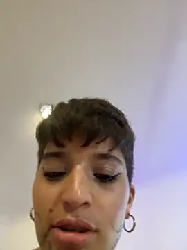 DayanaDG online show from November 2025 11:03:01 PM