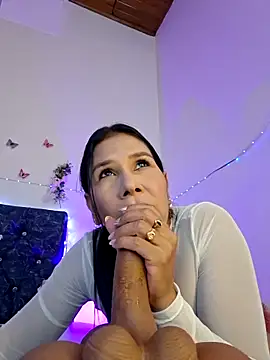 Snapshot of biianca_1 chatting on May 2026 06:17:01 PM biianca 1 online show from May 2026 06:17:01 PM