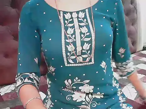 elize   online show from January 2026 02:14:02 AM