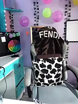 Snapshot of Purple2StayThnxx chatting on October 2025 08:29:02 PM Purple2StayThnxx online show from October 2025 08:29:02 PM